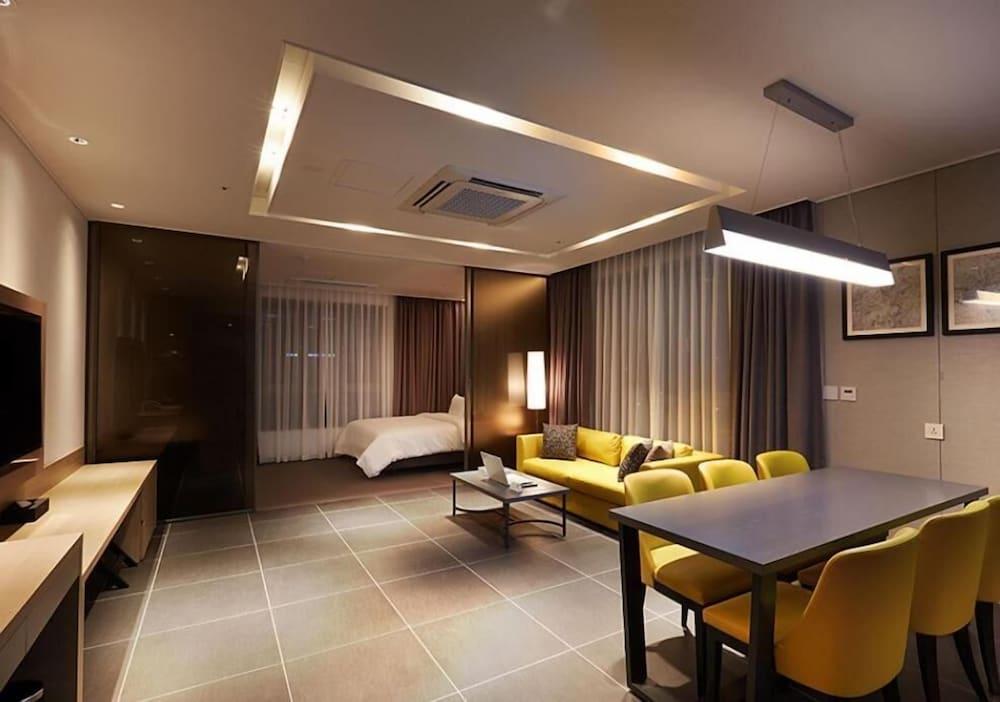 H Hotel Sejong City Cheongju Eksteriør bilde