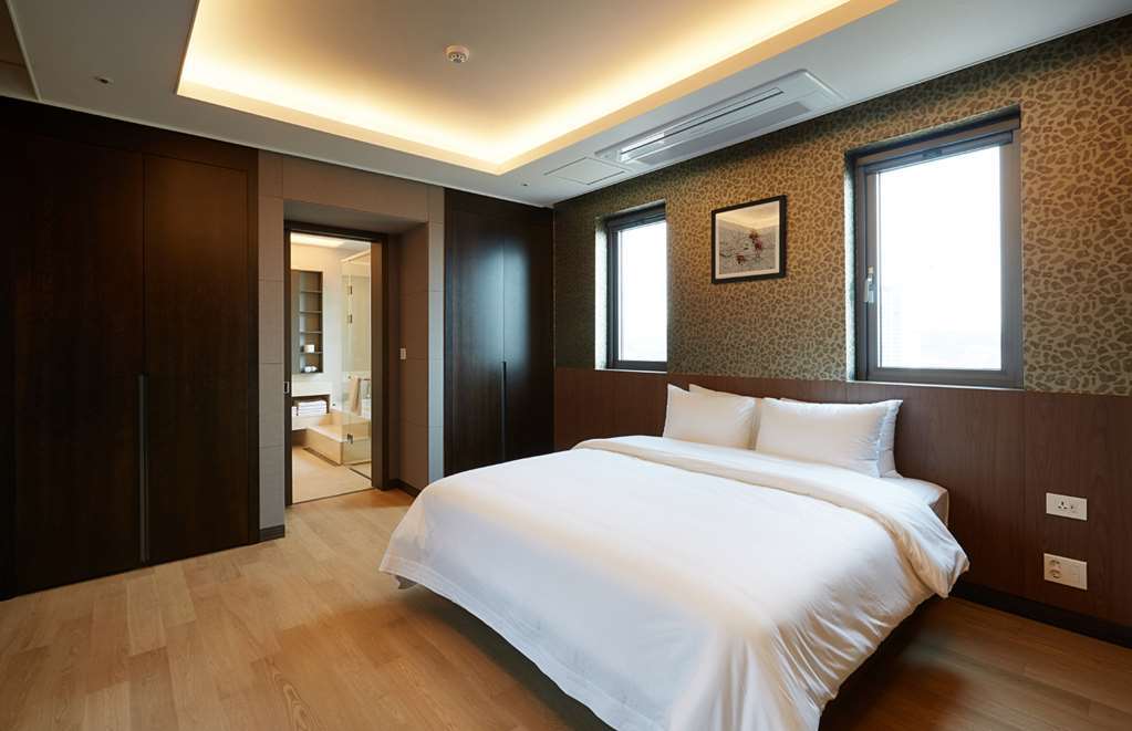 H Hotel Sejong City Cheongju Rom bilde