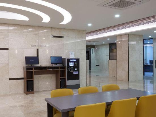 H Hotel Sejong City Cheongju Eksteriør bilde